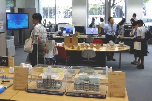 15.展示コーナー（造形デザイン学科）.JPG
