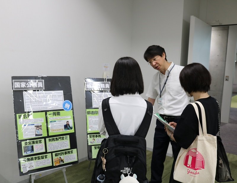 学科ブース（学科紹介・個別相談）