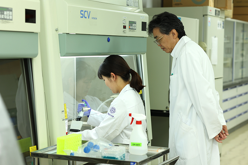 生物学を基礎から学び、興味を広げる｜安田女子大学 生物科学科