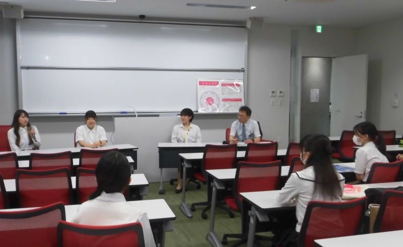 【写真⑪】CIMG0001座談会１日目.jpg