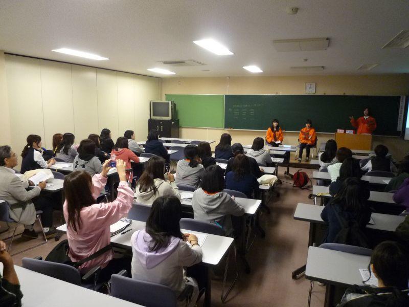 nichibun20160523_01.jpg