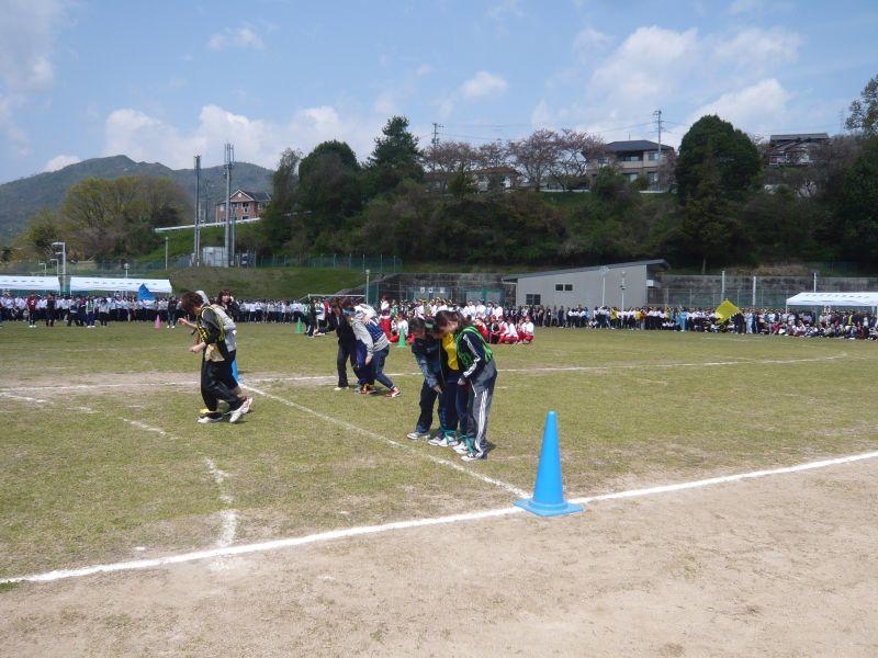 nichibun20180416_01.jpg