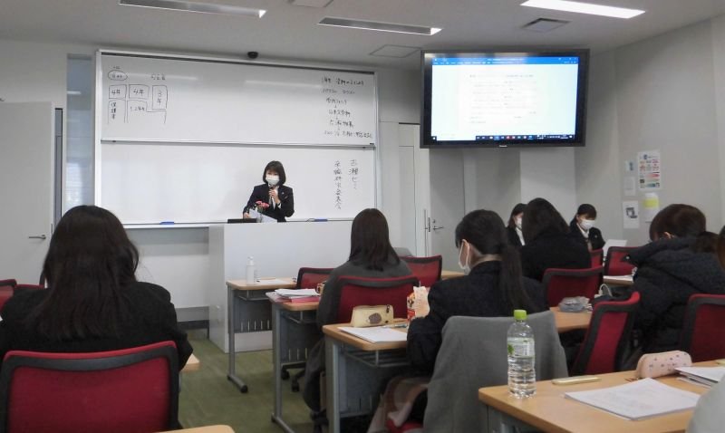 nichibun20220128_03.jpg