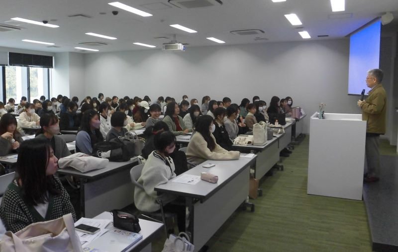 nichibun20240112_01.jpg