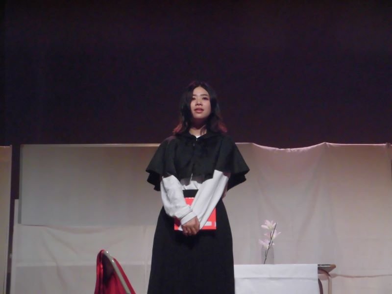 【写真⑨】演劇部・脚本田畑心寧さん800CIMG9777.jpg