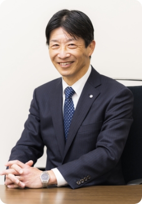 安田リヨウ