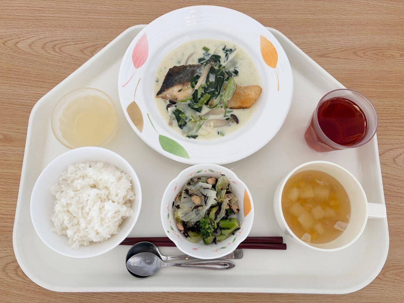 試食で作った給食